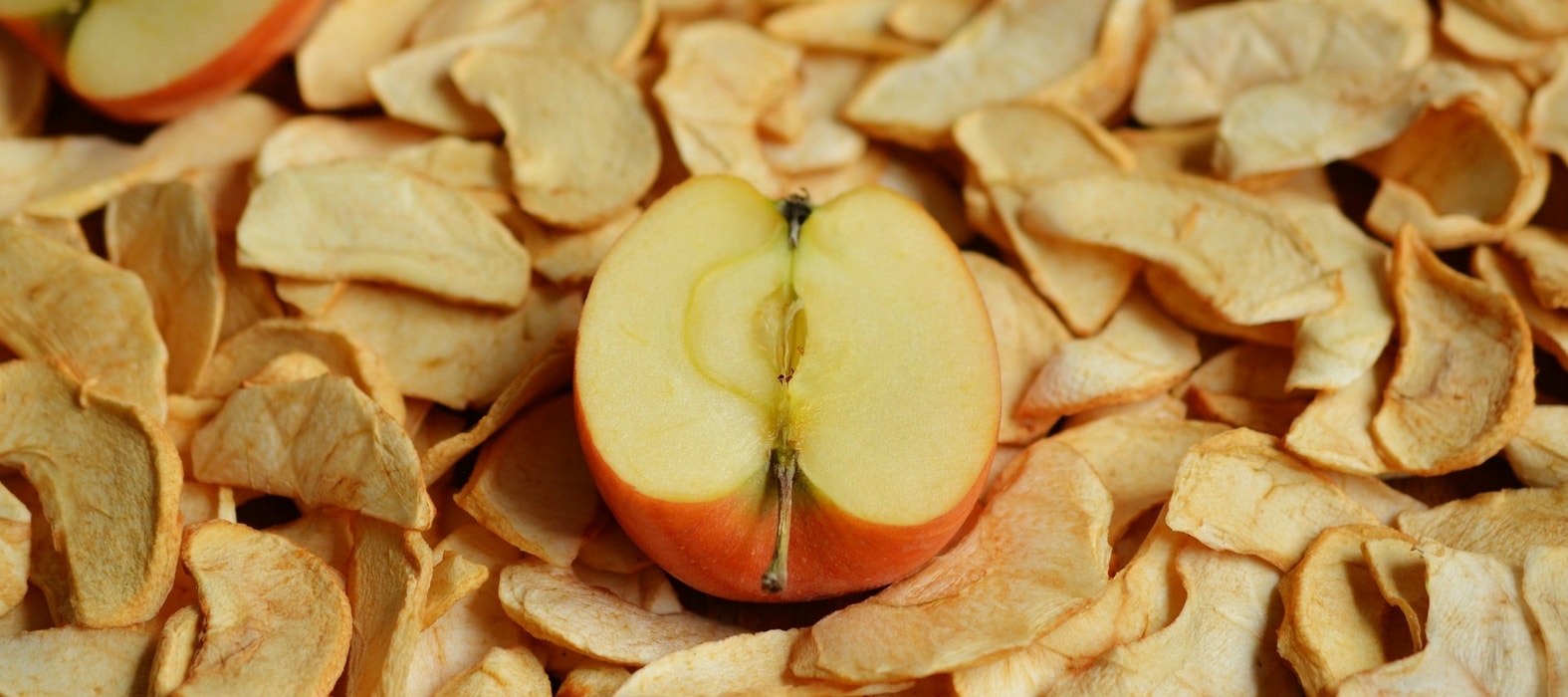 A secagem dos frutos colhidos no jardim