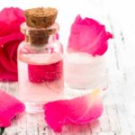 Como fazer uma loção de rosas para uma pele suave e hidratada?