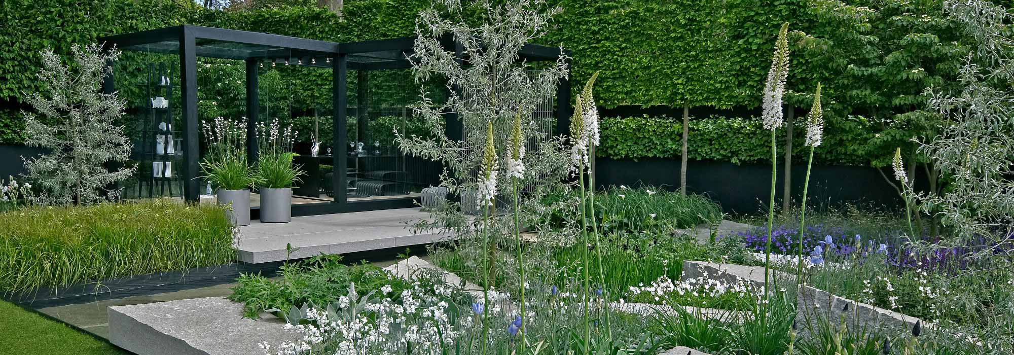 Criar um jardim branco-prateado
