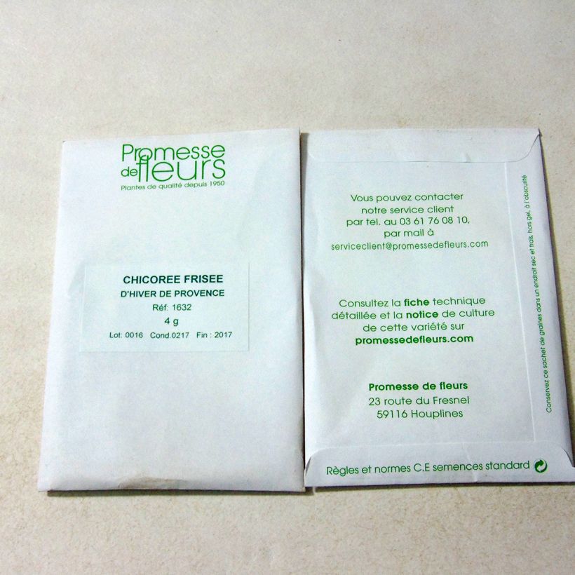 Exemplo de amostra de Chicorée frisée d'Hiver de Provence - Cichorium endivia crispum per pack of 2500 seeds (4g) tal como entregue