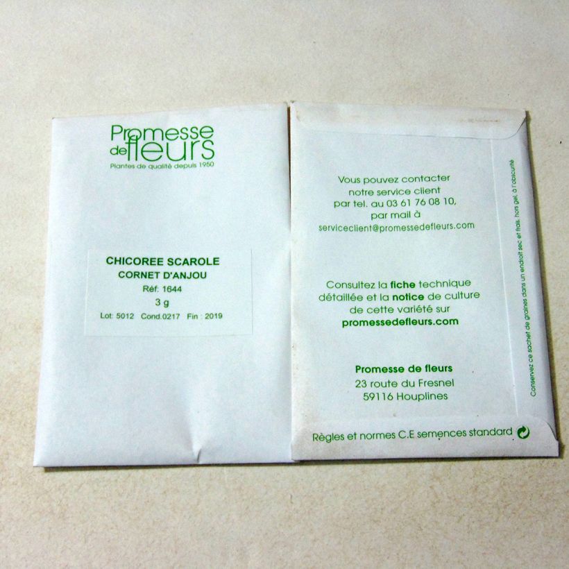 Exemplo de amostra de Chicorée scarole en Cornet d'Anjou - Cichorium endivia o saco de 1800 sementes aproximadamente (3g) tal como entregue