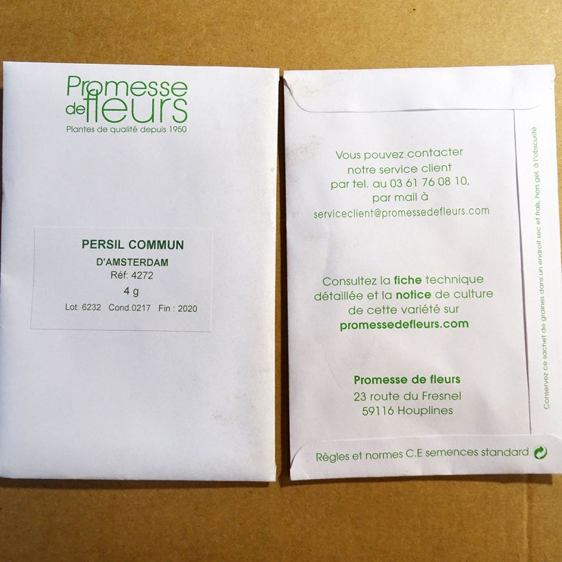 Exemplo de amostra de Persil plat commun d'Amsterdam die Tüte mit 1700 Samen (4g) tal como entregue
